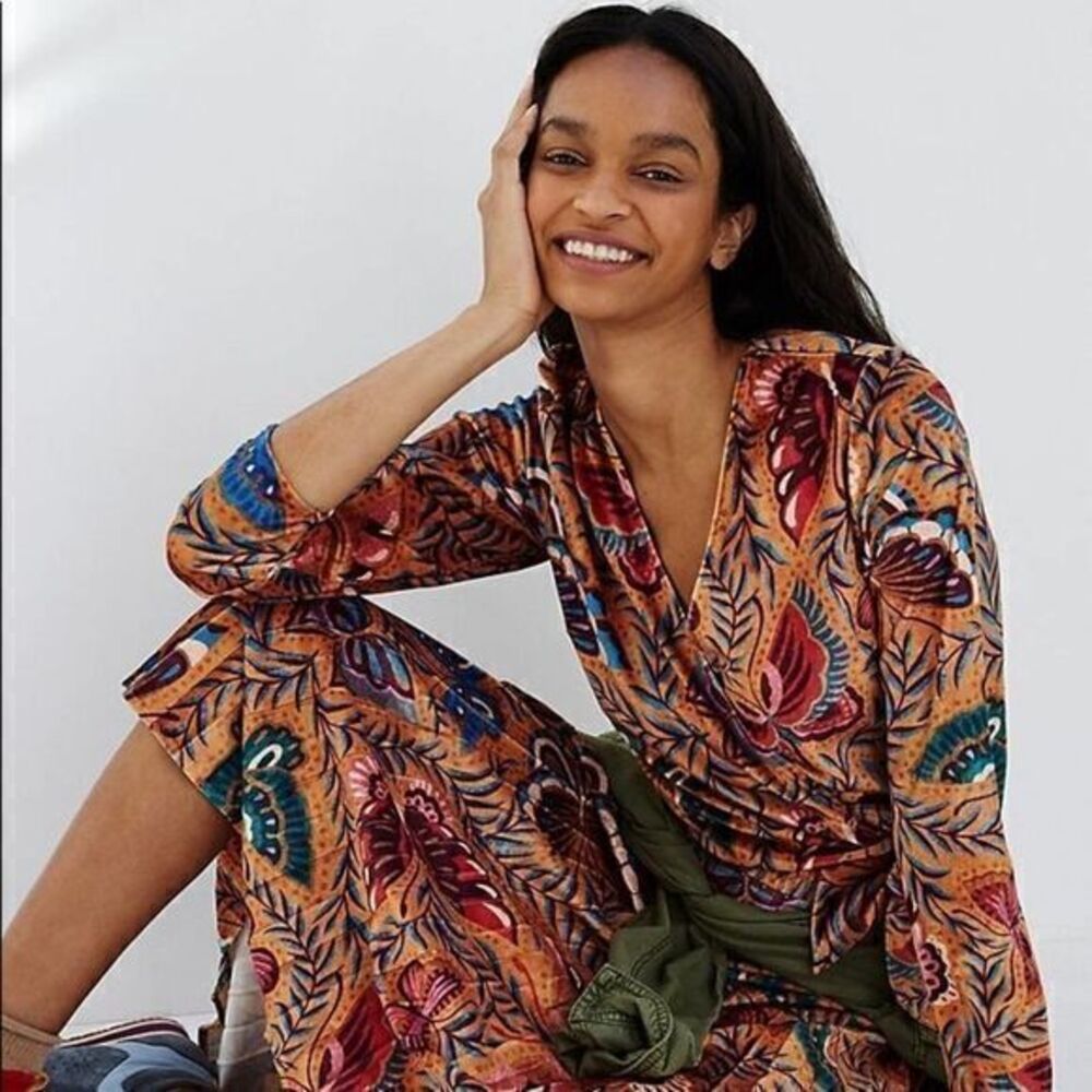 Anthropologie FARM RIO BUTTERFLIES VELVET WRAP TOP